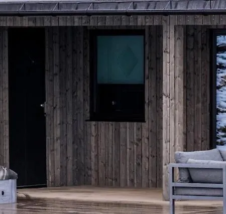 Wonderful Spacious In Geiranger