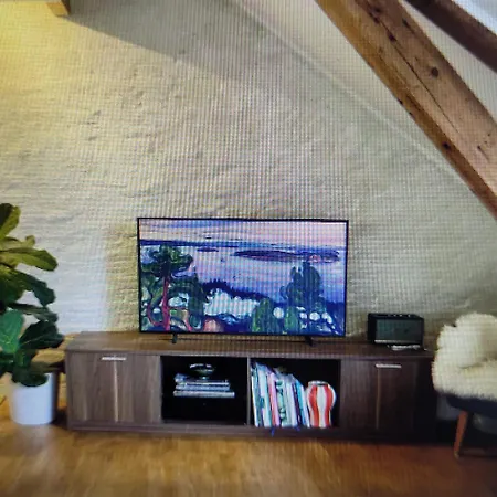 Wonderful Spacious In Geiranger Daire