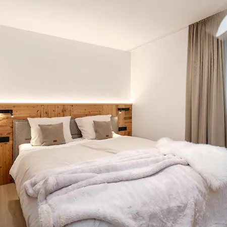 Wonderful Spacious In Geiranger *