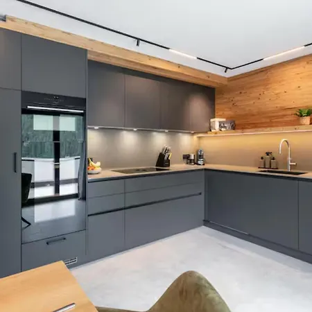 Wonderful Spacious In Geiranger Daire Stranda (More og Romsdal)